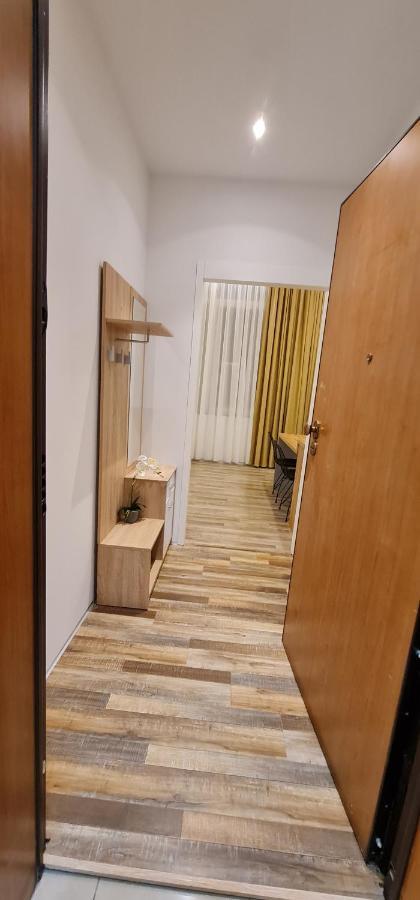 New Modern In The Center Of Apartment Tirana