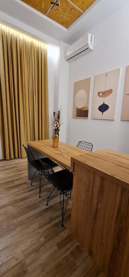 New Modern In The Center Of *