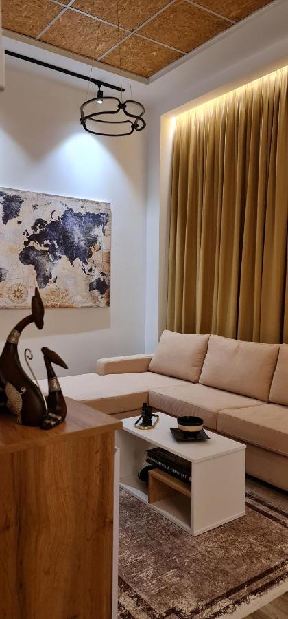 Apartment New Modern In The Center Of *