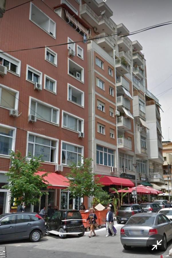 New Modern In The Center Of